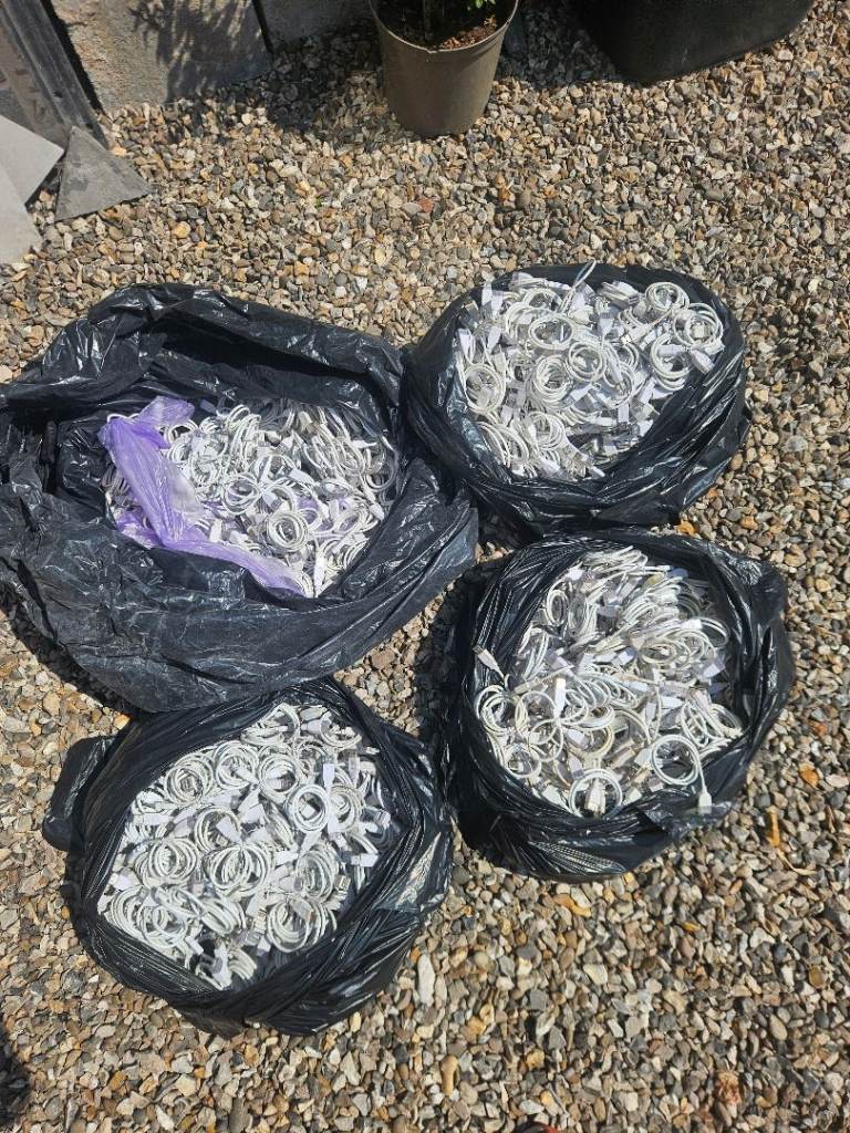 Job lot massive amount of USB LEADS