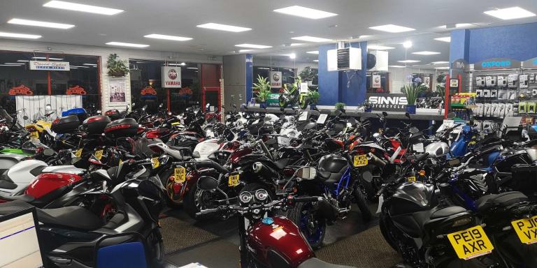 Hyosung GV 250 N  CUSTOM CRUISER 18-REG ONLY 4194 MILES WITH EXTRAS £2599.OTR