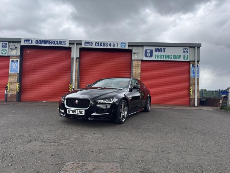 2015 Jaguar XE 2.0 GTDi R-Sport Saloon 4dr Petrol Auto Euro 6 (s/s) (240 ps) Saloon Petrol Automatic