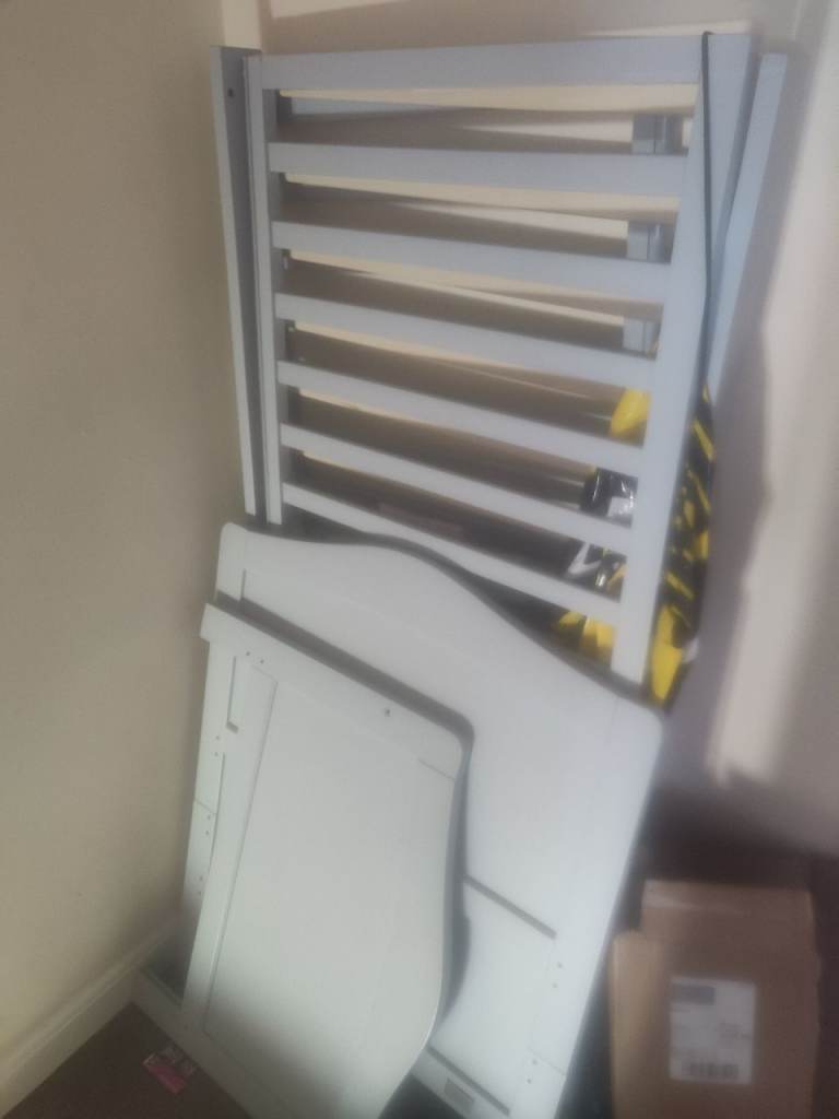 Cot bed 