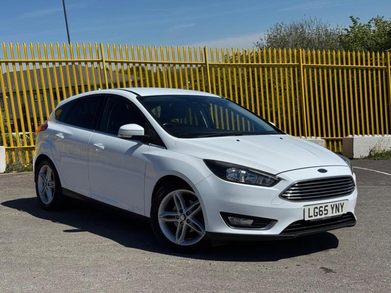 2015 Ford Focus 1.0T EcoBoost Titanium Euro 6 (s/s) 5dr HATCHBACK Petrol Manual
