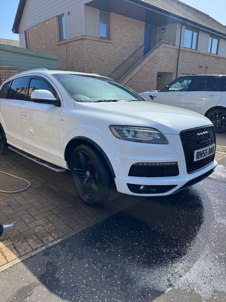 Q7 