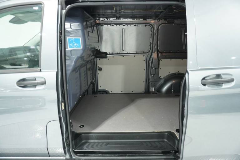 2021 Mercedes-Benz Vito 2.0 114 CDI Premium Panel Van 5dr Diesel G-Tronic RWD L2 Euro 6 (s/s) (LW...