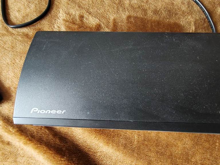 Pioneer Soundbar with Wirelees Subwoofer