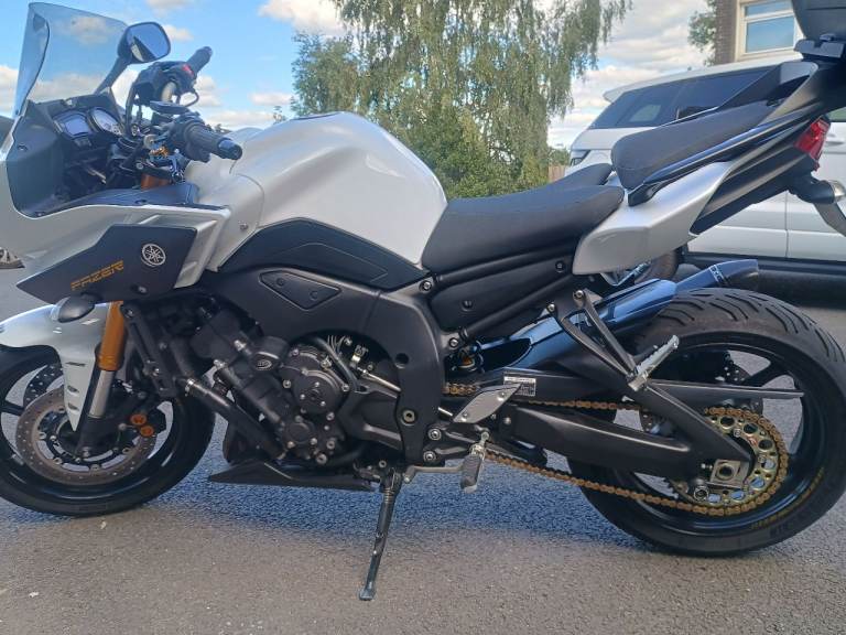 Yamaha FZ8