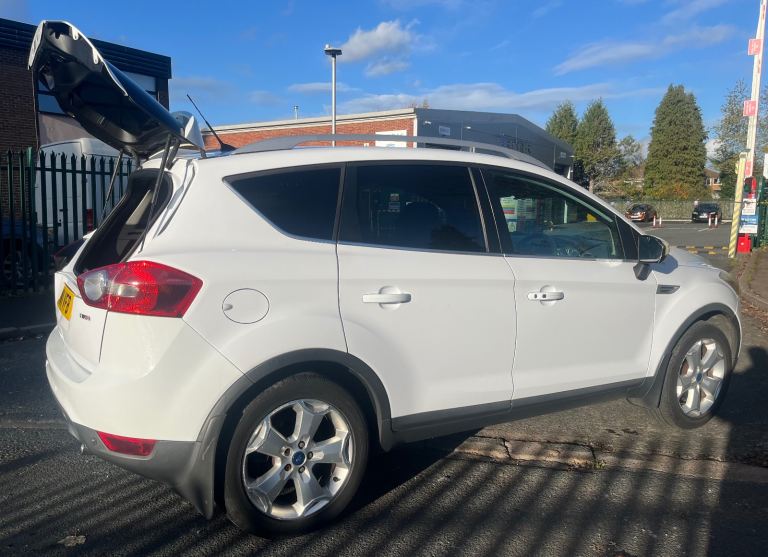 Ford, KUGA, Estate, 2011, Manual, 1997 (cc), 5 doors