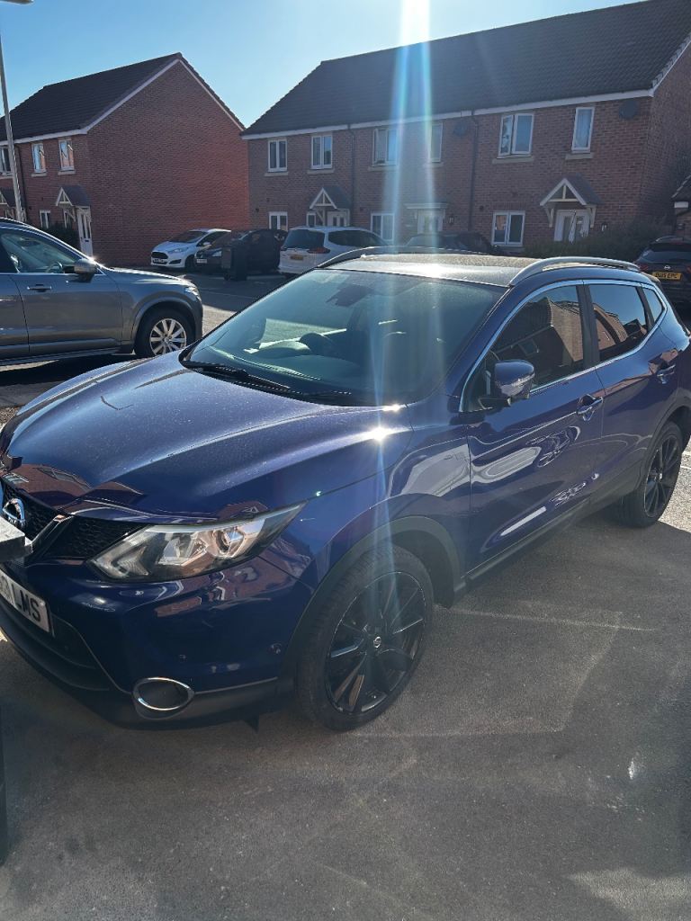 Nissan, QASHQAI, Hatchback, 2015, Manual, 1598 (cc), 5 doors