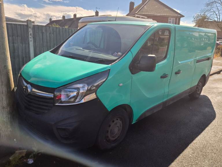 Vauxhall, VIVARO, Panel Van, 2017, Spares or Repair 