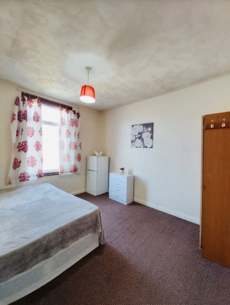 Double room to rent in Barking 