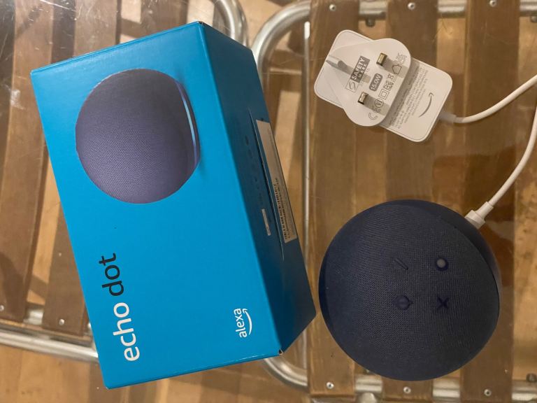 Echodot Alexa wired speaker - blue