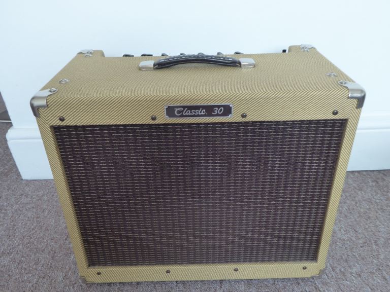 PEAVEY CLASSIC 30 ( 4 brand new lamps )