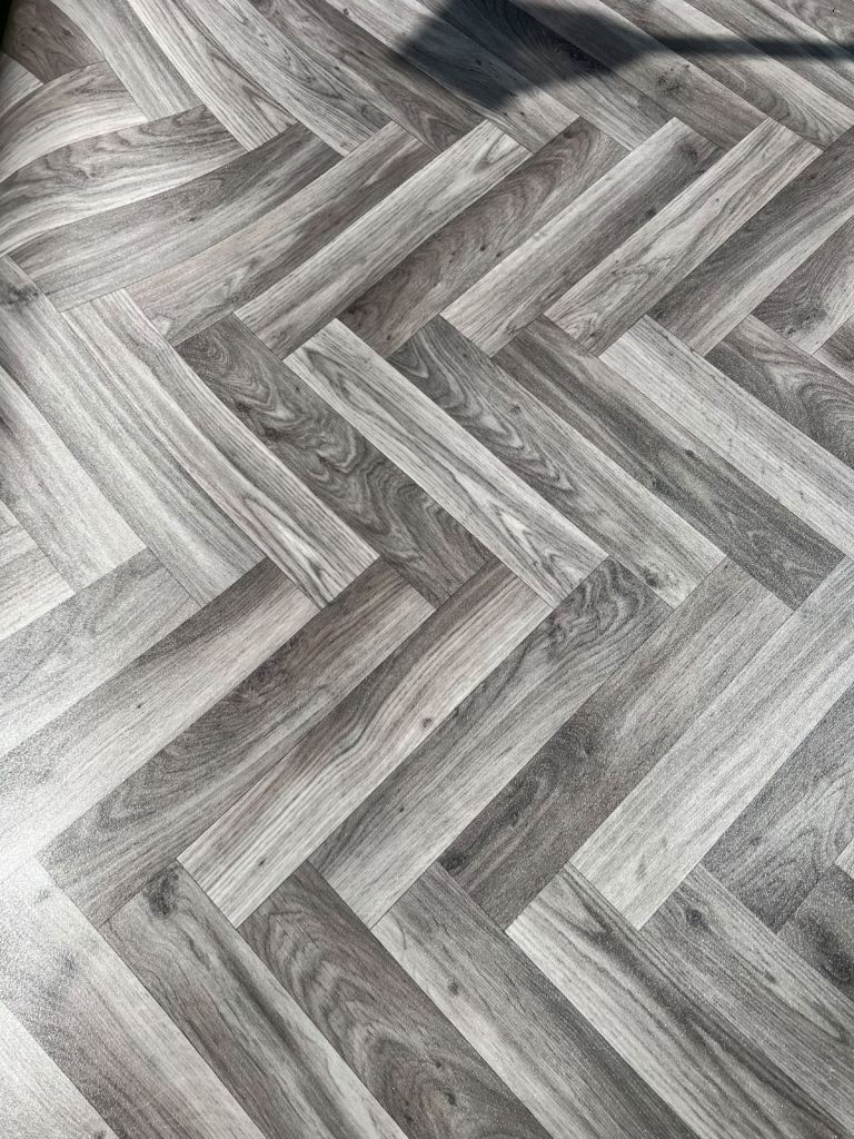 Luxury vinyl 