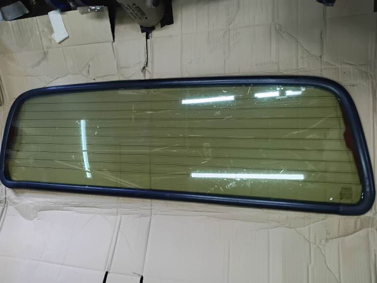 Ford ranger rear heated screen