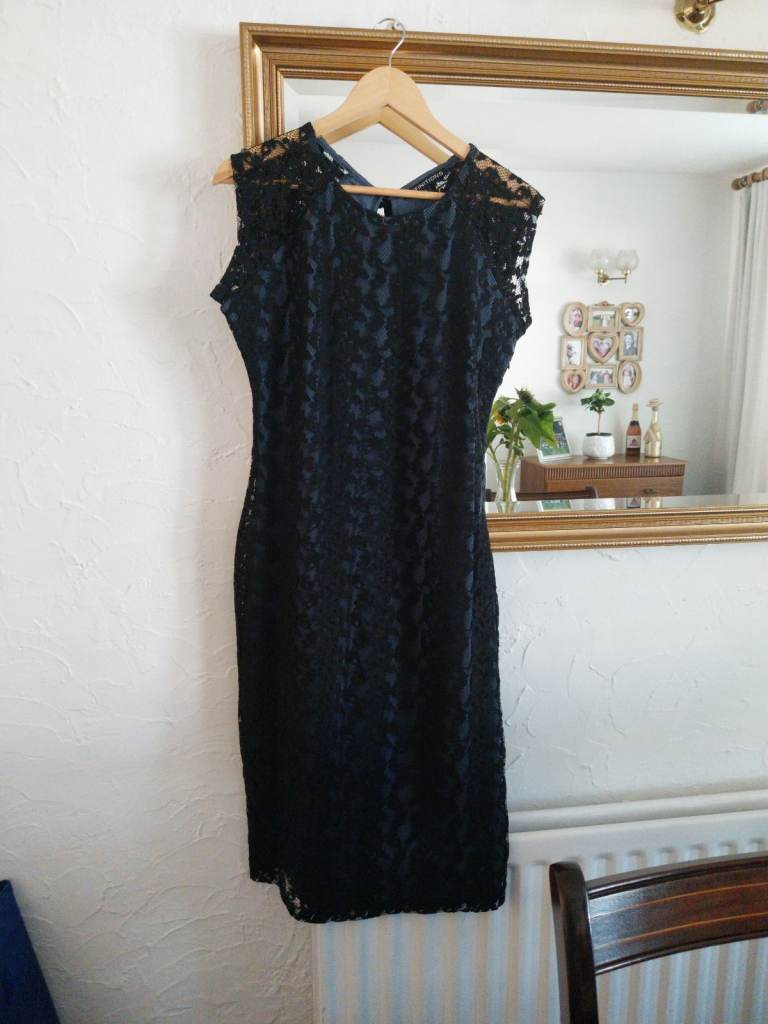 Ladies lace dress