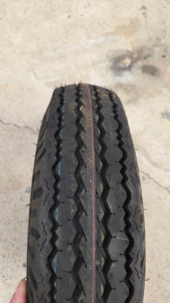 Trailer wheel & tyres