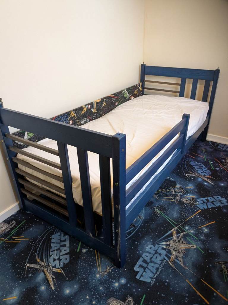 Bunk beds with 2 under bed storage drawers 