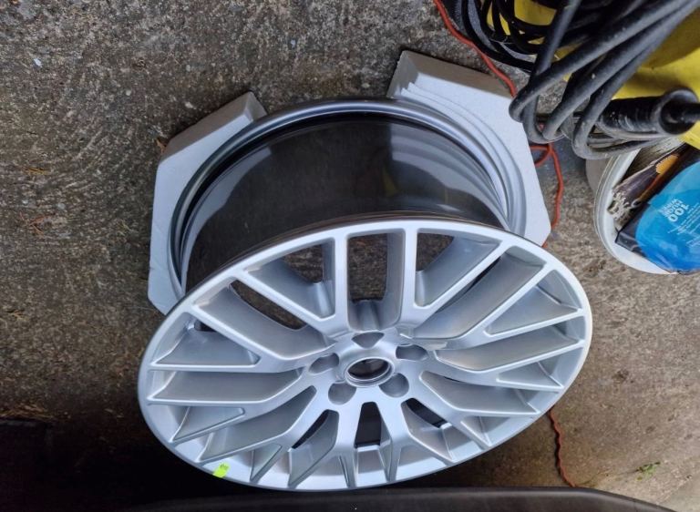 Ford mustang New genuine alloys 19’ 