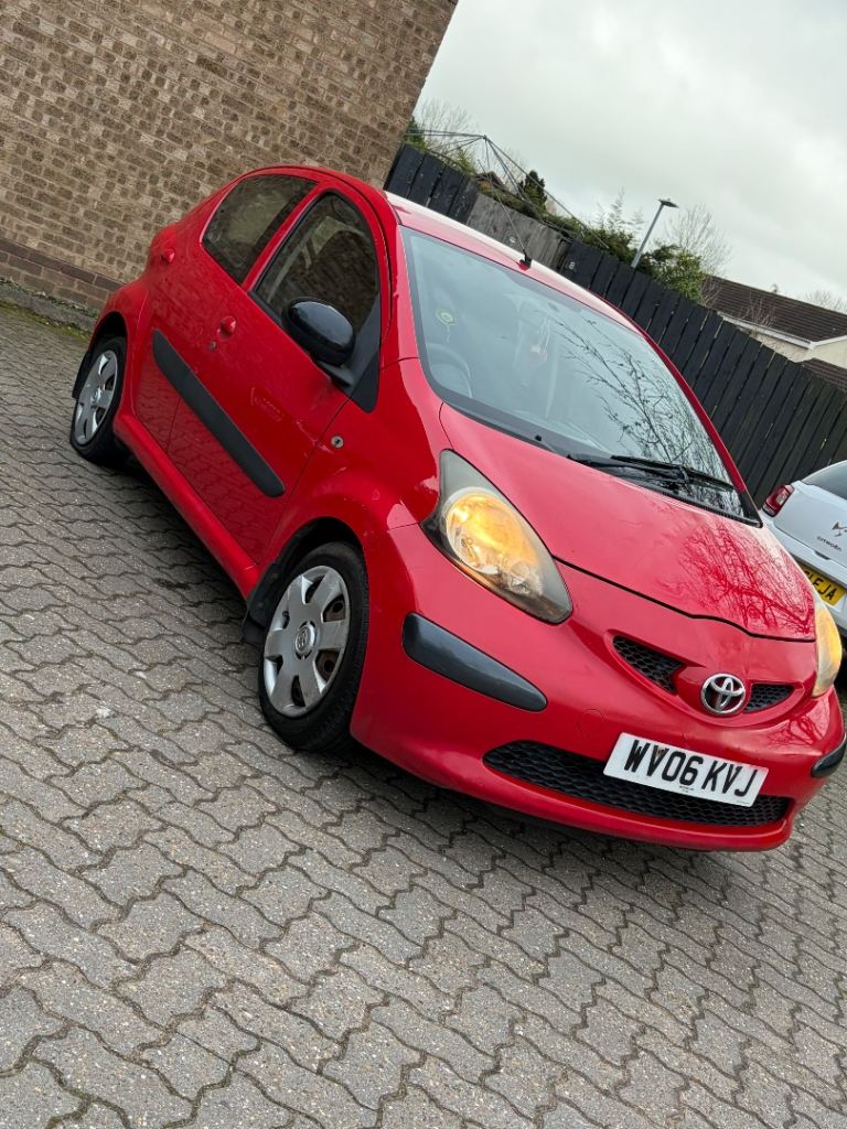 Toyota, AYGO, Hatchback, 2006, Manual, 998 (cc), 5 doors