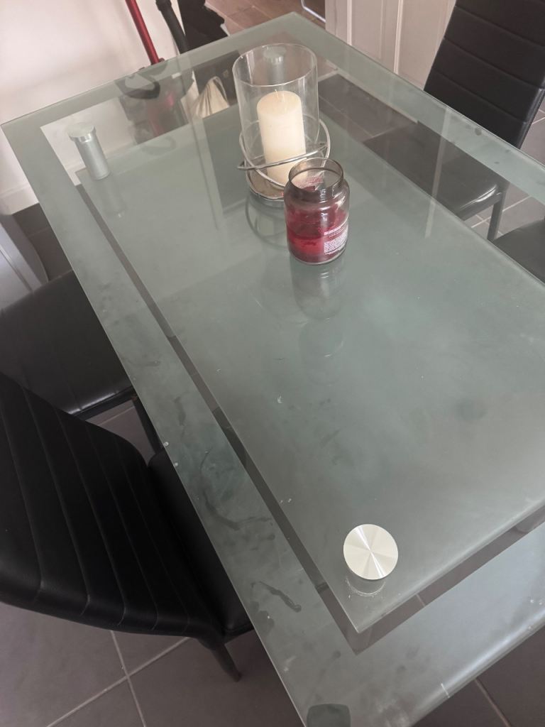 Dining table and 4 chairs