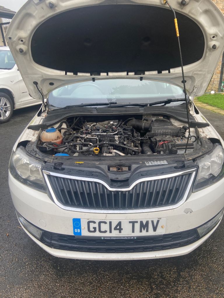 Skoda, RAPID SPACEBACK, Hatchback, 2014, Manual, 1598 (cc), 5 doors