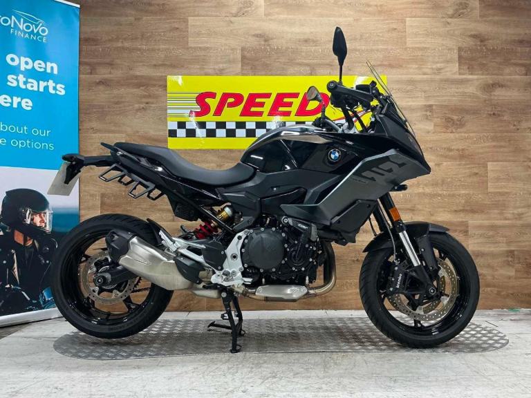 BMW F900XR