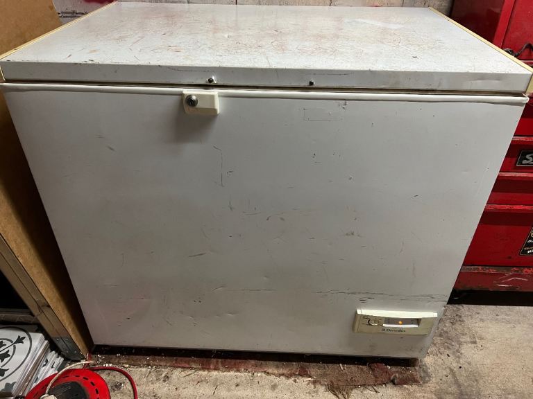 image for FREE CHEST FREEZER