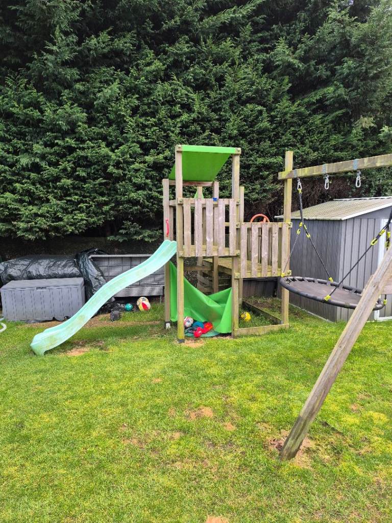 Kids climbing frame