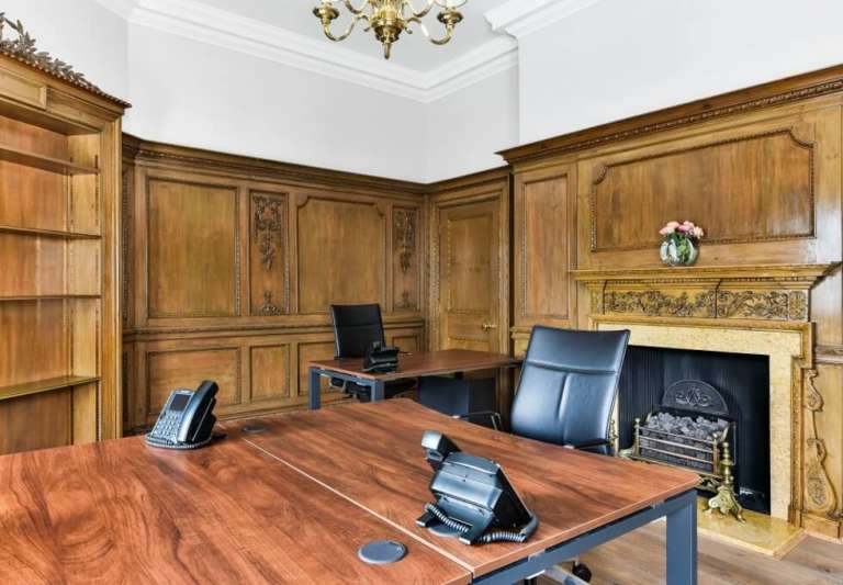 *Mayfair* Private Serviced Offices: Units from 2 to 45 desks for rent W1