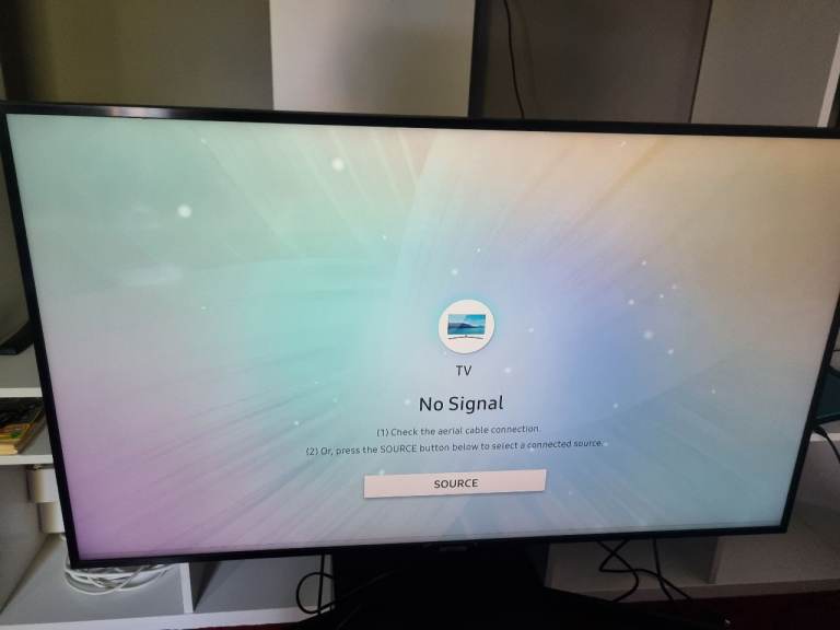 Samsung Flat Screen TV – Good Condition