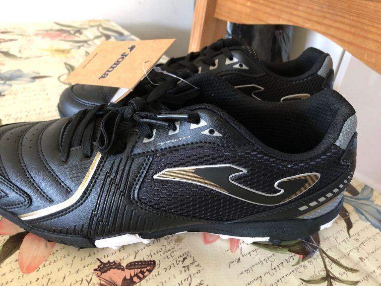 New Joma Sports Trainers – Black, Size 8