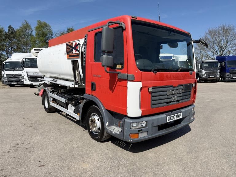 2007 MAN TGL 12 210 12 TON 8,300 LITRE FUEL TANKER