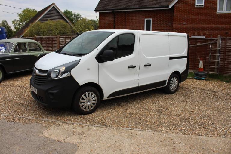 2019 Vauxhall Vivaro 1.6 L1H1 VAN 2700 CDTI 120 BHP SWB WITH FSH Panel Van Diesel Manual
