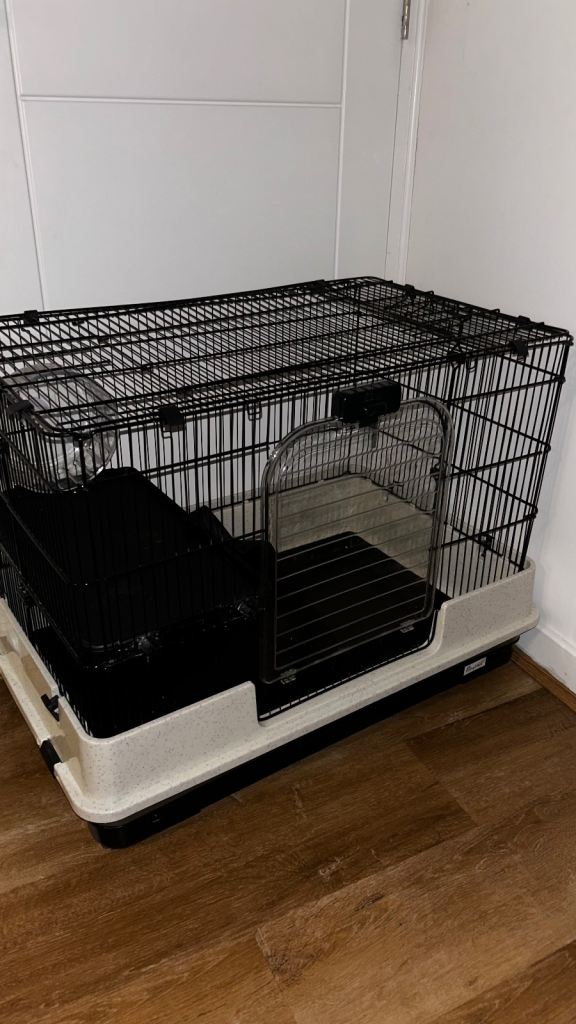 Animal cage for medium sizes pets (80 x 52.7 x 66cm)
