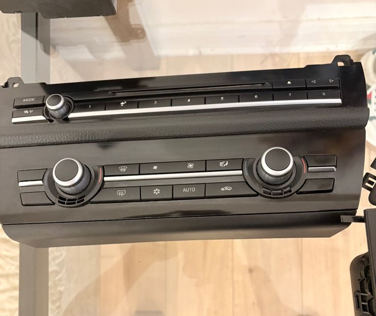 BMW 5 SERIES F10 F11 2010-2015 RADIO A/C CLIMATE HEATER CONTROL PANEL 9389025