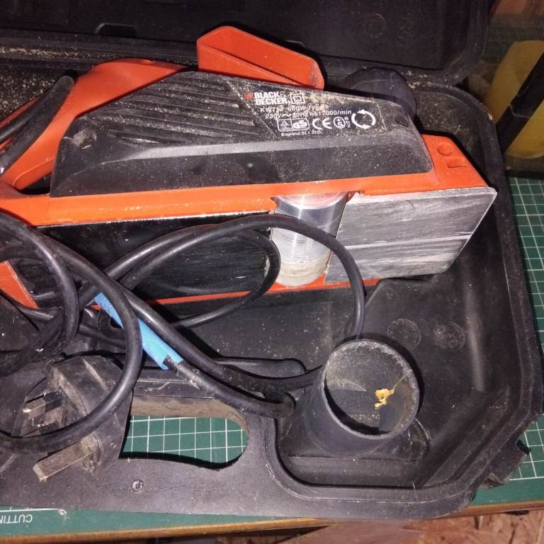 Black and Decker plane
