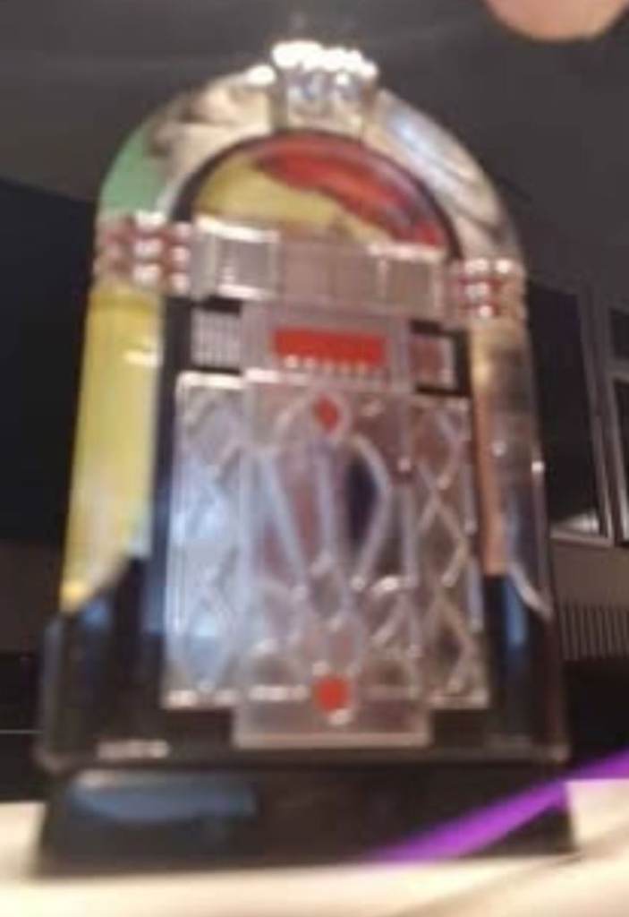 Mini Novelty Transmitor Radio Jukebox