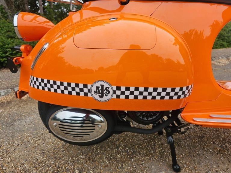 AJS MODENA 125 CVT EURO 5 2025 Petrol Automatic in Orange