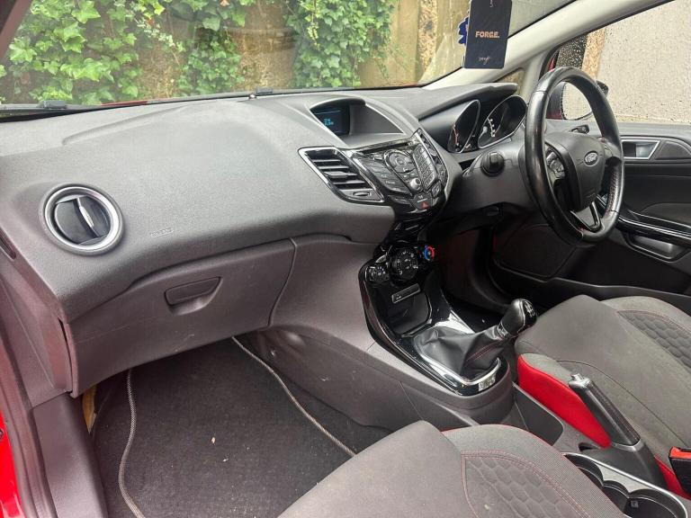 FORD FIESTA 1.0T EcoBoost Zetec S Red Edition Euro 6 (s/s) 3dr 2015