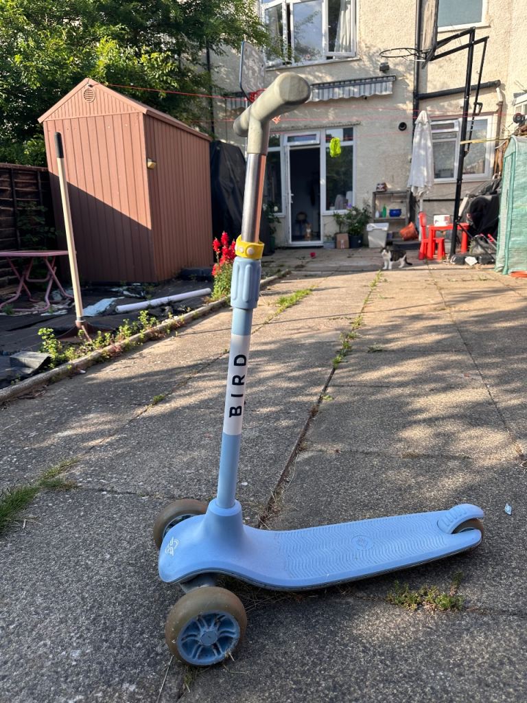 Bird Children Scooter