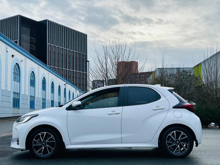 2022 Toyota Yaris 1.5 Hybrid Design 5dr CVT HATCHBACK PETROL/ELECTRIC Automatic