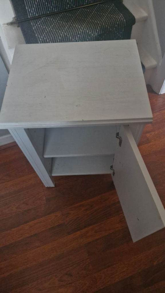  White bedside table 