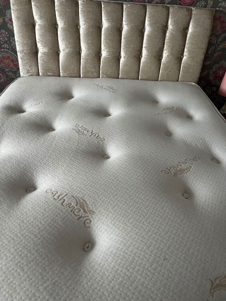 SOLD.       Double divan 2 draw bed and mattress 