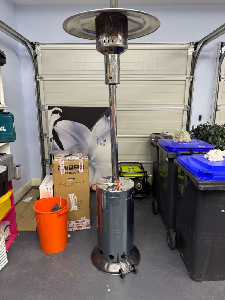 Gas patio heater 