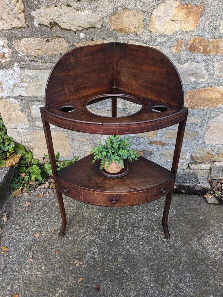 Antique Corner Wash Stand George lll 