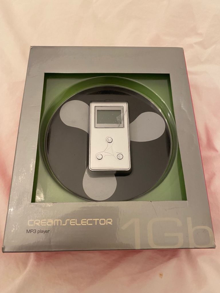 Cream selector MP3 player 1GB (cream club)