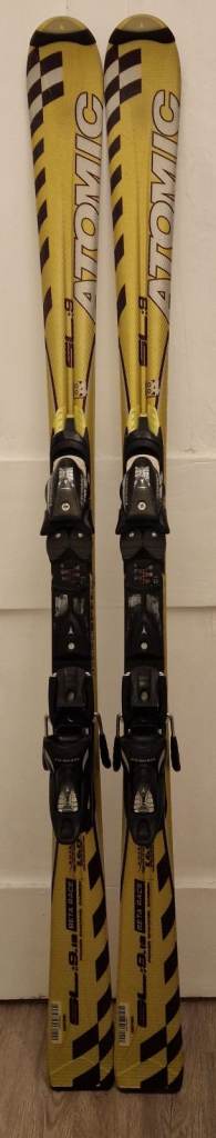 Atomic SL9.12 Beta race 160 cm ski with Bindings and poles