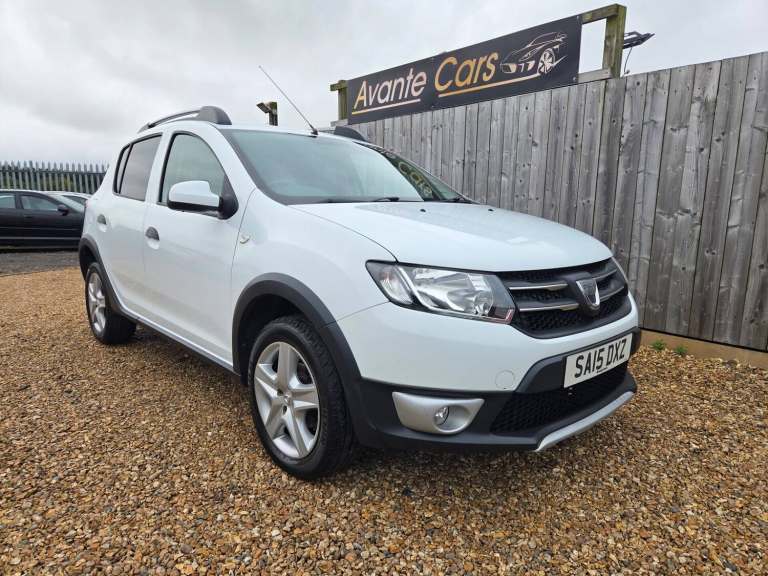 2015 Dacia Sandero Stepway LAUREATE DCI Hatchback Diesel Manual