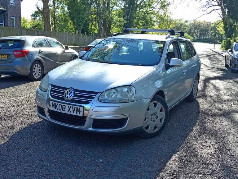 For sale Volkswagen Gold 1.6 petrol FSi