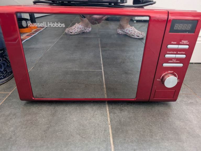 Microwave oven bit tired. Works perfectly