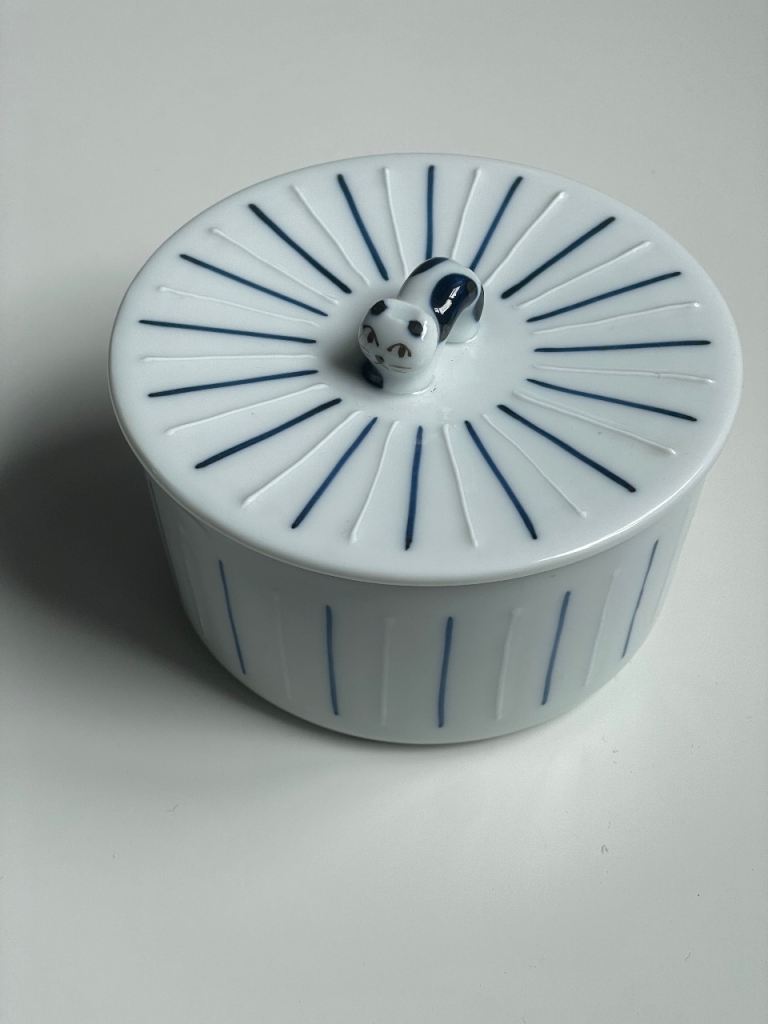 Hasami-yaki 1970s Japanese Pottery Cat Canister - Candy Jar